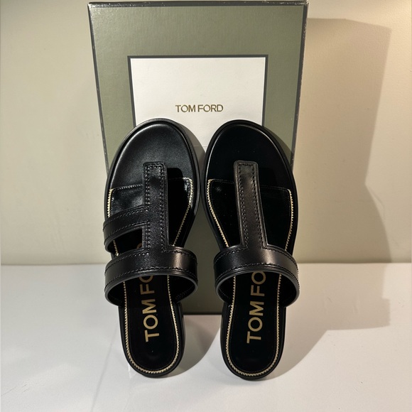 NEW Tom Ford T F Logo Black Leather Sandal Flat 37 - Picture 6 of 12